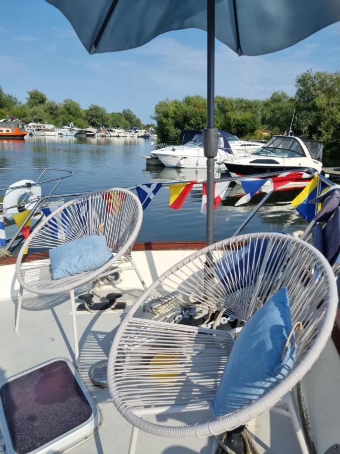 Traditional Boat Hotell Thorpe  Eksteriør bilde